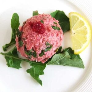 Pink Hummus | giverecipe.com