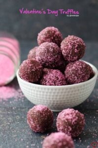 Valentines Day Truffles |giverecipe.com | #chocolate #valentinesday
