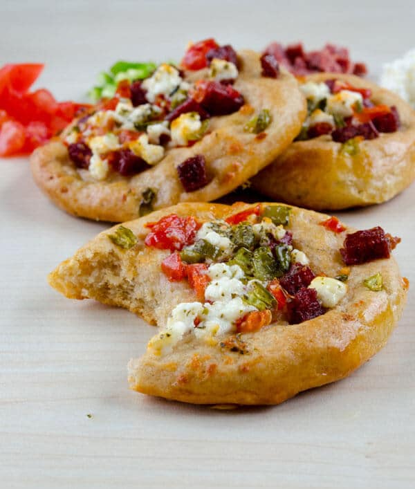 Mini Pizzas for Breakfast - Give Recipe