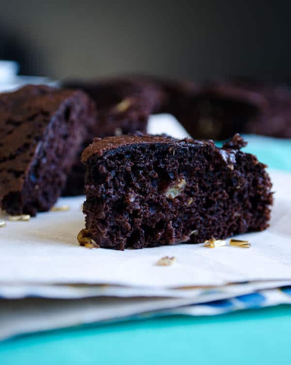 Chocolate and Zucchini Cake | giverecipe.com | #chocolate #cake #zucchini #dessert #healthy