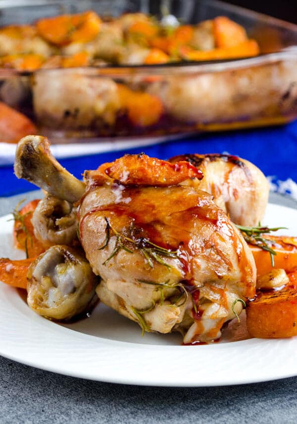 Roasted Chicken Drumsticks with Pumpkin | giverecipe.com | #chicken #drumsticks #pumpkin #chickendrumsticks #pomegranatemolasses roasted pumpkin and chicken legs