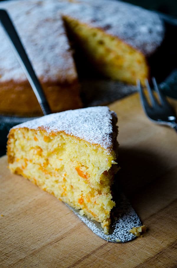 Fluffy Ginger Carrot Cake | giverecipe.com | #cake #carrot #ginger