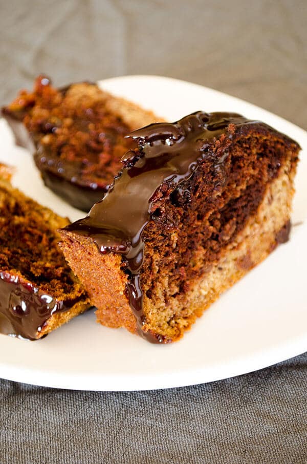 Marbled Banana Bread | giverecipe.com | #banana #cake #chocolate