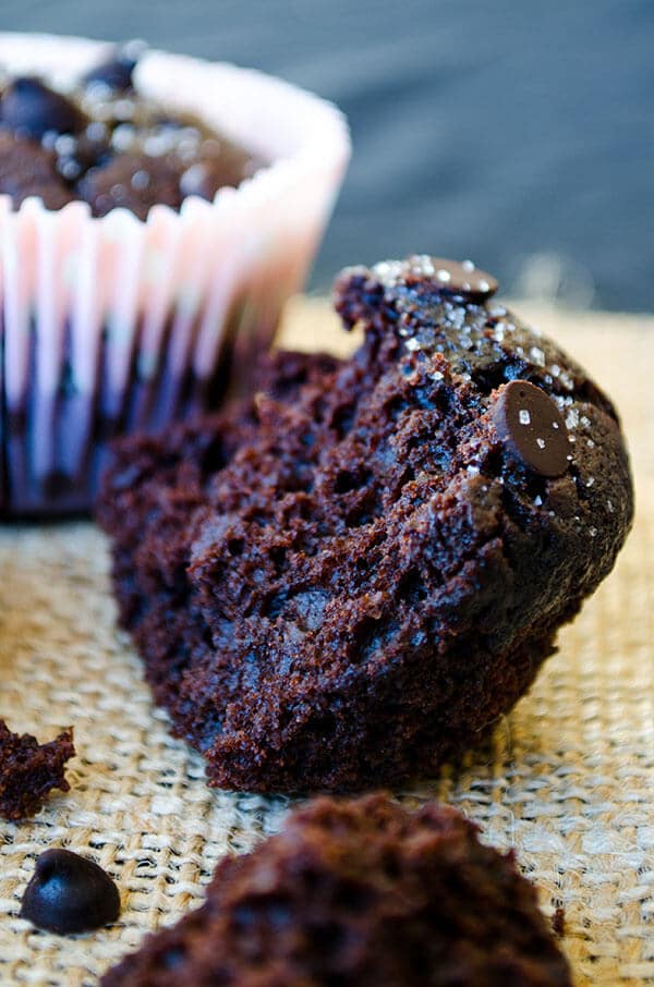 My Best Chocolate Muffins | giverecipe.com | #muffins #chocolate #chocolatechips #chocolatemuffins
