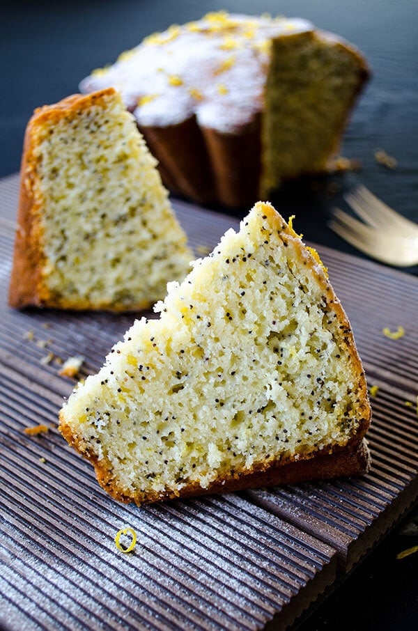 Lemon Poppy Seed Cake | giverecipe.com | #lemon #cake #poppyseed