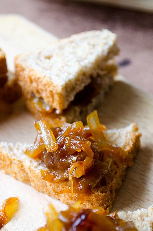 How to Caramelize Onions | giverecipe.com | #onion #snack