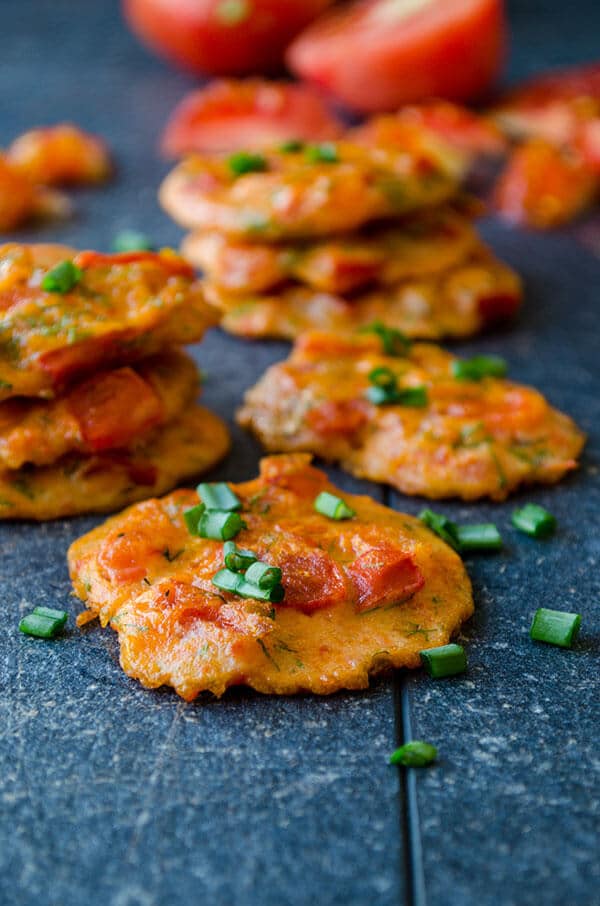 Tomato Fritters | giverecipe.com | #tomatorecipes #summerrecipes #frittersrecipe #tomatofritters