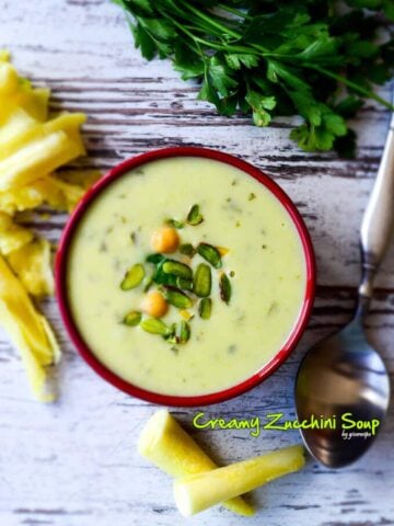 Creamy Zucchini Soup | giverecipe.com | #soup #zucchini #creamysoup #fallrecipes #vegetarian