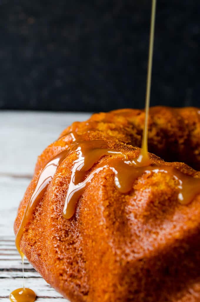 Pumpkin Yogurt Cake | giverecipe.com | #cake #pumpkin #yogurt #greekyogurt #fall