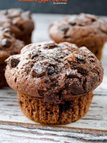 Chocolate Yogurt Muffins | giverecipe.com | #muffins