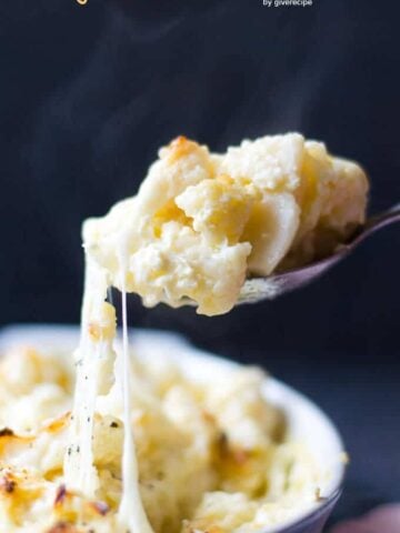 Cheesy Cauliflower Casserole | giverecipe.com | #cauliflower #casserole