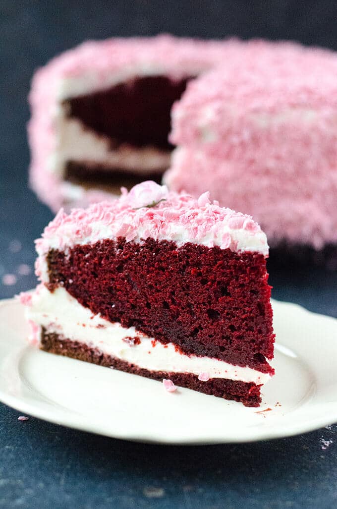 Classic Red Velvet Cake | giverecipe.com | #redvelvet #valentinesday