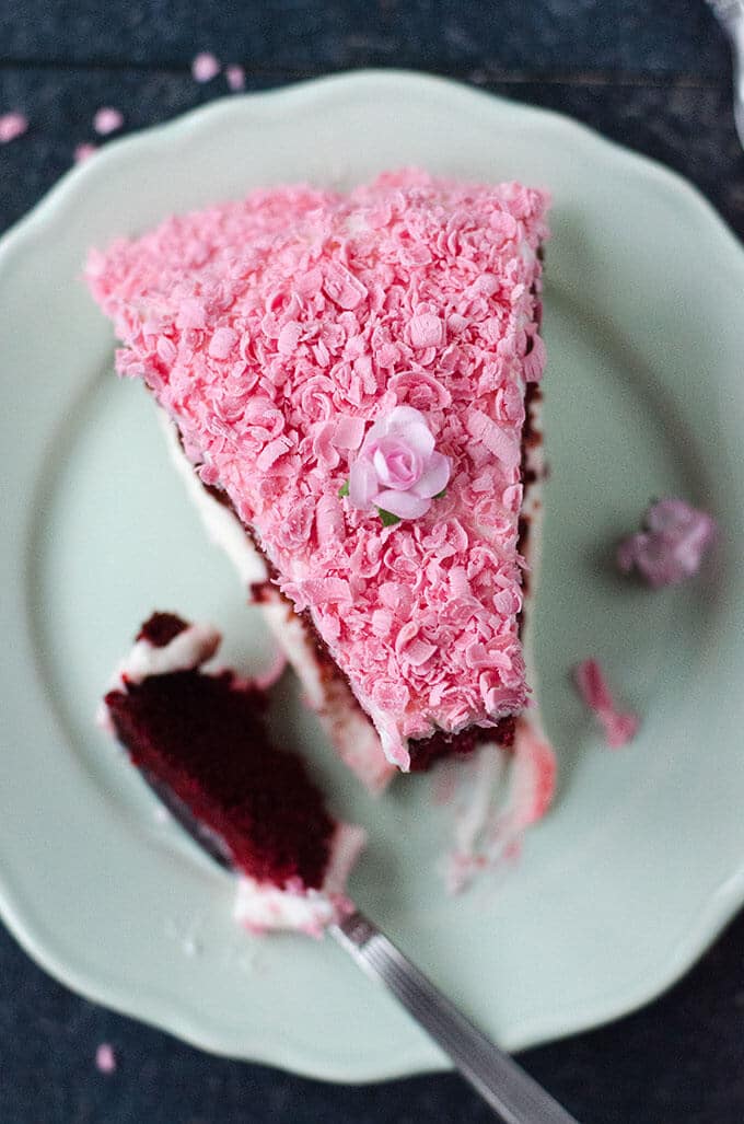 Classic Red Velvet Cake | giverecipe.com | #redvelvet #valentinesday