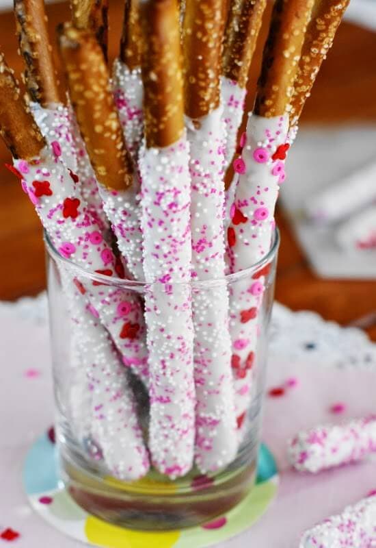 Valentine White Chocolate Pretzels