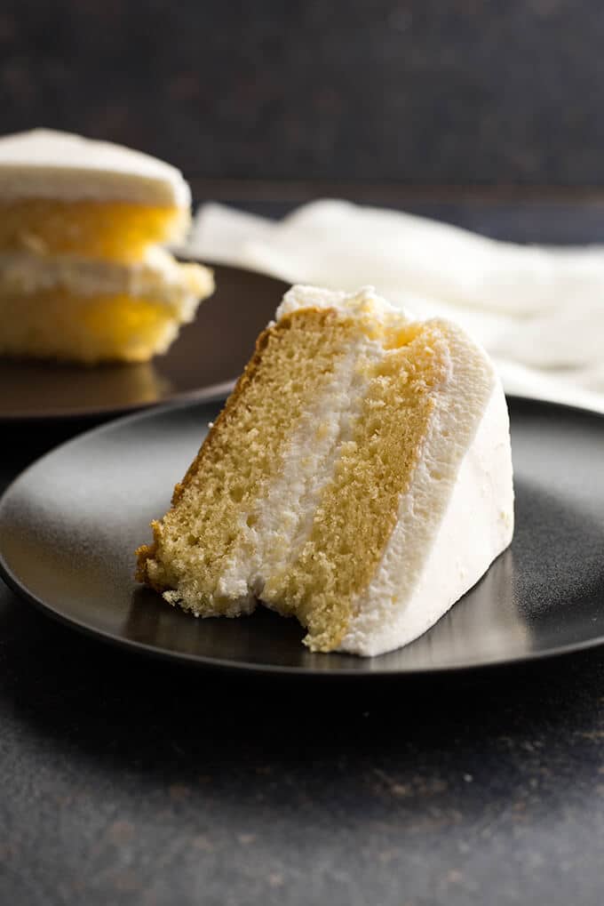 Simple Vanilla Cake | giverecipe.com | #whitecake #vanillacake