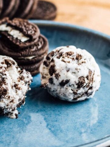 Oreo ice cream on a blue plate