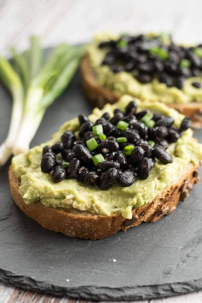 Black Beans and Avocado Toasts. FAST, tasty and nutritious. Perfect on-the-go breakfast! - giverecipe.com