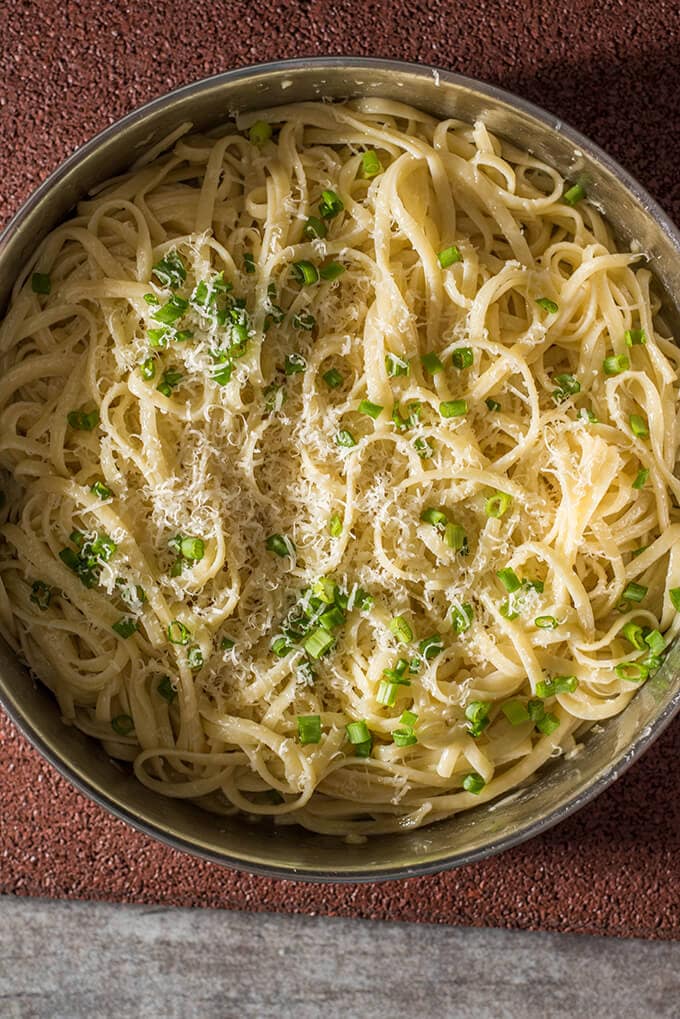 The easiest pasta recipe with 3 ingredients. Pasta, parmesan and butter. Ready in 15 minutes, gone in seconds! - giverecipe.com