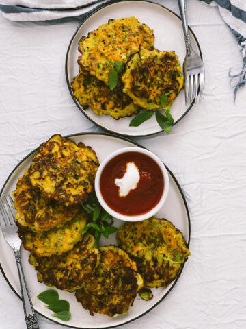 Leek Fritters with Carrot and Turmeric are one of the best winter appetizers I’ve created so far. This is a game changer recipe that can make anyone LOVE leeks.