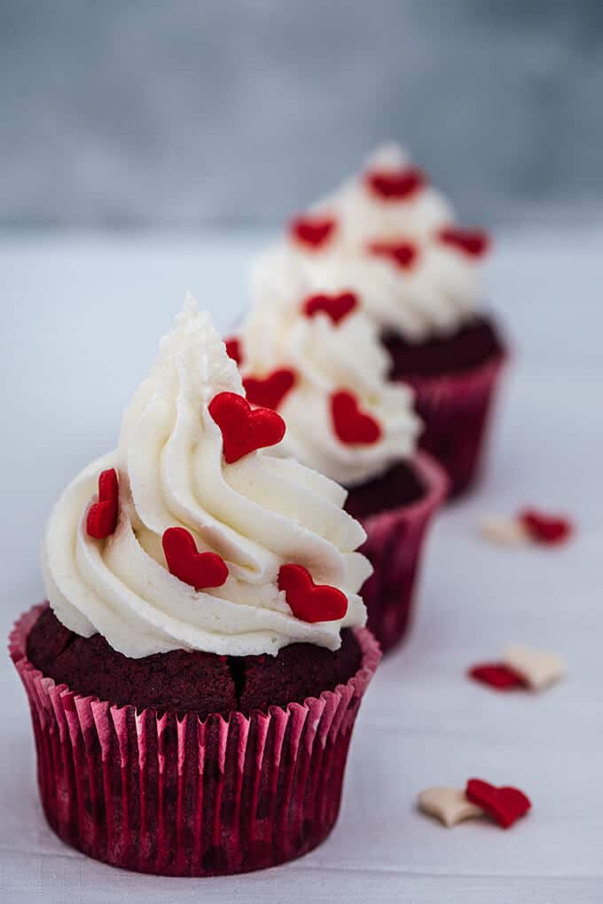 Super Moist Red Velvet Cupcakes - Give Recipe