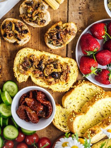 Sun-Dried Tomato Tapenade is a perfect combination of sweet, hot and tangy flavors. This makes a flavorsome spread as an appetizer or sandwiches.